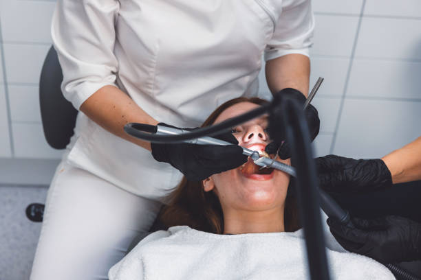 Best Emergency Tooth Extraction in Miami Gardens, FL